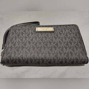 Michael Kors Wallet/Clutch/Wristlet